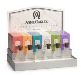 Annie Oakly Parfume Display